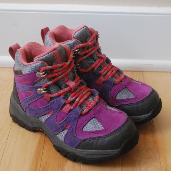 girls hiking shoes
